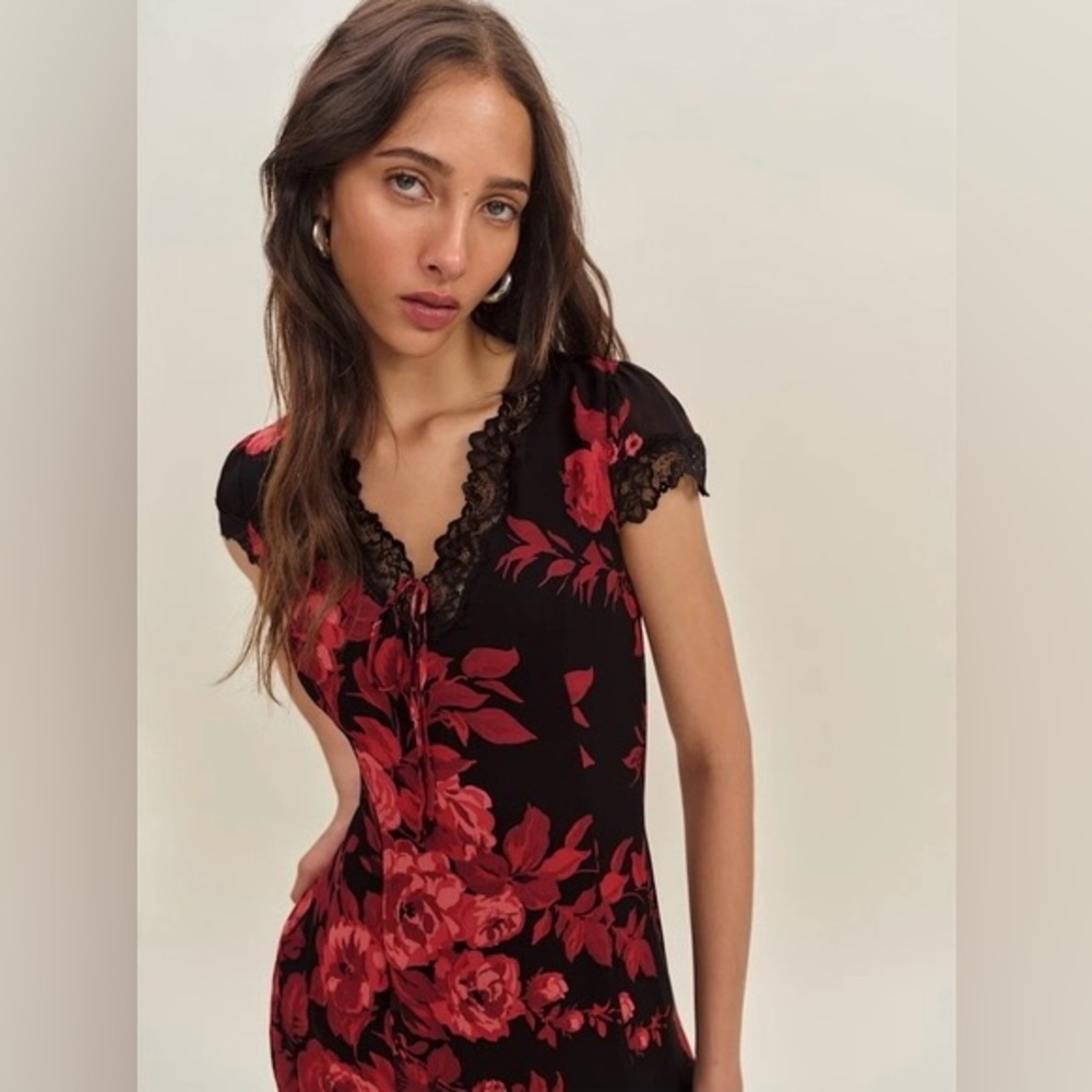 Reformation Tiffie Floral Lace Midi Dress In Basilica Sz 4 NEW - Picture 3 of 10